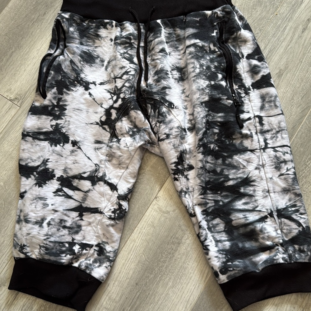 Uncle Ralph long shorts size small - Picture 3 of 5